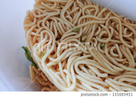 杯麵條麵條 杯麵條麵條 131083451