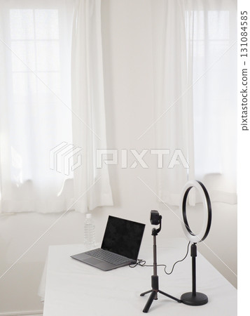 Video streaming set on a white desk Video streaming set on a white desk 131084585