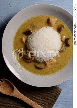 綠咖哩泰式咖哩 綠咖哩泰式咖哩 131085432