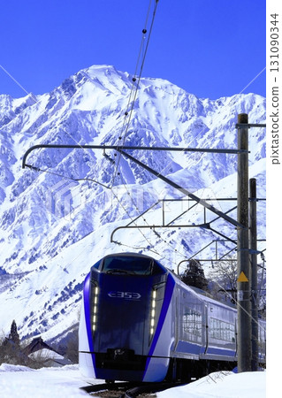 Azesato Express and Mt. Goryu in Hakuba in winter 131090344