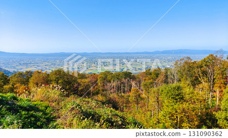 從展望台廣場眺望屯波平原 從展望台廣場眺望屯波平原 131090362