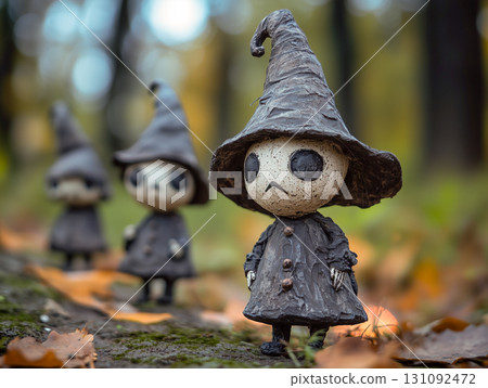 Halloween Clay Miniatures Surrounded in the wild 131092472