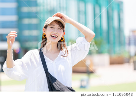 A young woman with a smile 131095048