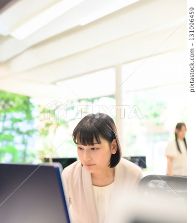 商業場景 131096459