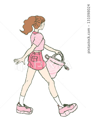 一個女孩從後面走過的插圖 131098024