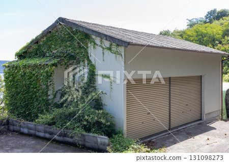 An old and very beautiful building in Bizen City, Okayama Prefecture, Japan An old and very beautiful building in Bizen City, Okayama Prefecture, Japan 131098273