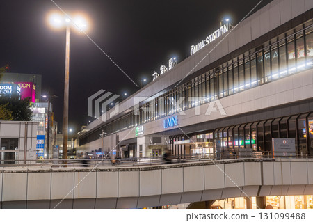 《埼玉縣》大宮車站前廣場，城市夜景 131099488