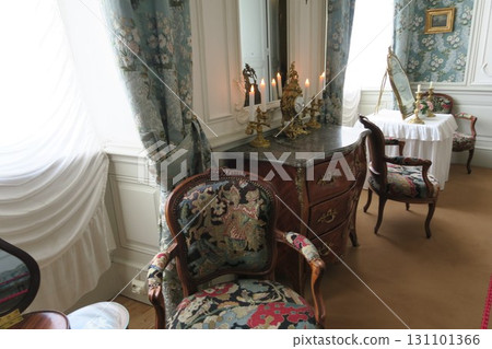 Duchess Boudouard in Rundale Palace 131101366