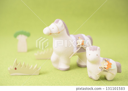 Cute horse and baby (shallow depth of field version) 131101583