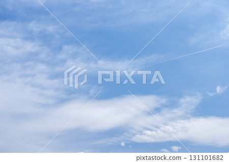 Autumn sky blue sky clear September material 131101682