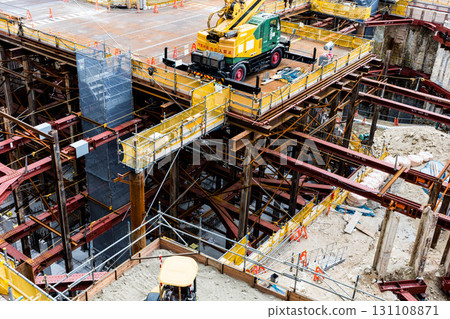 A view of the redevelopment construction site in front of Kobe Sannomiya Station 131108871
