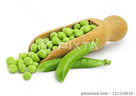Fresh green peas in wooden scoop isolated on white background 131110010