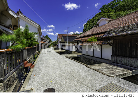 島根縣江津市江津本町伊拉克道街 島根縣江津市江津本町伊拉克道街 131115425