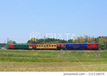 JR Kyushu 485 series train (K&H color) 131116974