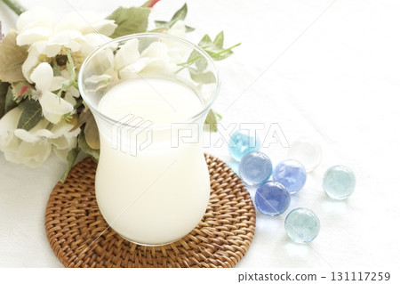 印度酸奶飲料lassi 印度酸奶飲料lassi 131117259