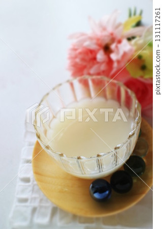 印度酸奶飲料lassi 印度酸奶飲料lassi 131117261