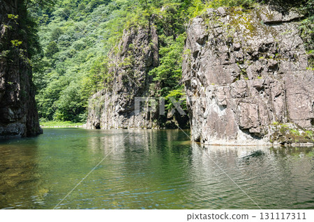 Summertime beauty of Sandankyo Gorge in Akiota Town, Hiroshima Prefecture Summertime beauty of Sandankyo Gorge in Akiota Town, Hiroshima Prefecture 131117311