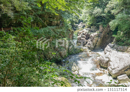 Sandankyo in summer, Akiota Town, Hiroshima Prefecture 131117314