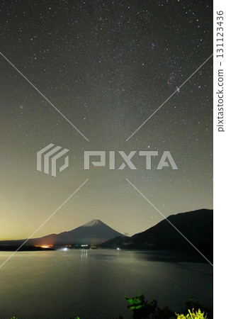 Mount Fuji and Orion / Lake Motosu, Yamanashi Prefecture 131123436