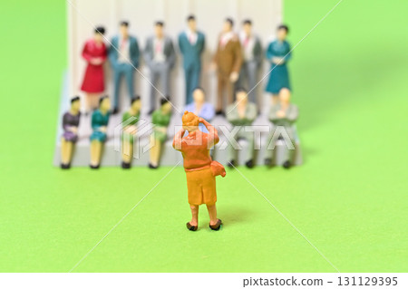 Business group photo New employee entrance ceremony 131129395