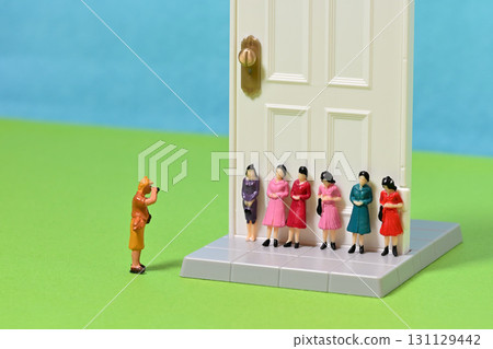 Business group photo New employee entrance ceremony Business group photo New employee entrance ceremony 131129442
