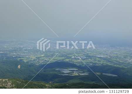 從東小富士眺望福島盆地 從東小富士眺望福島盆地 131129729