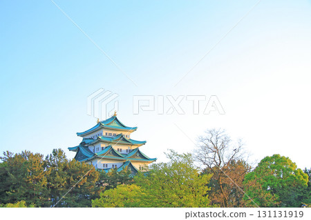 愛知縣名古屋市名古屋城的春天風景 131131919
