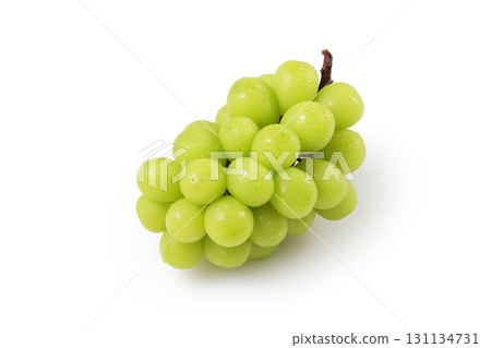 Fresh and juicy Shine Muscat grapes 131134731