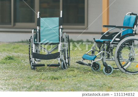 輪椅 131134832