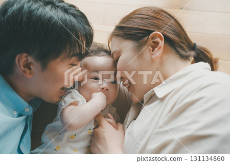 baby, infant, family 131134860