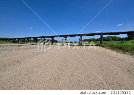 Kyoto Kozuyabashi Bridge: A famous "flowing bridge" for photography 131135525