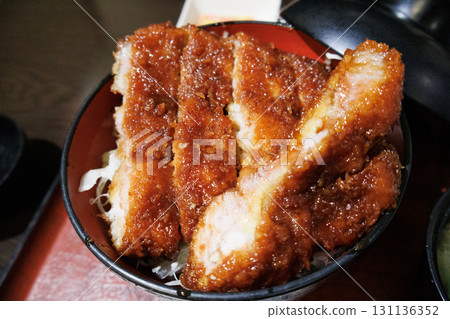 在會津若松享用美味的醬汁豬排蓋飯 131136352