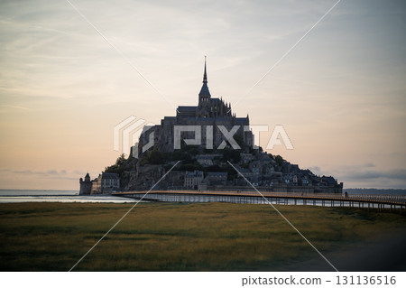 日落時的聖米歇爾山 1 131136516