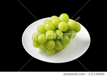 Fresh and delicious Shine Muscat grapes Fresh and delicious Shine Muscat grapes 131136800