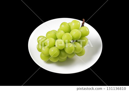 Fresh and delicious Shine Muscat grapes Fresh and delicious Shine Muscat grapes 131136810