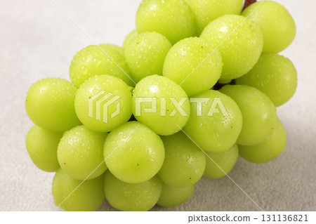 Fresh and delicious Shine Muscat grapes Fresh and delicious Shine Muscat grapes 131136821