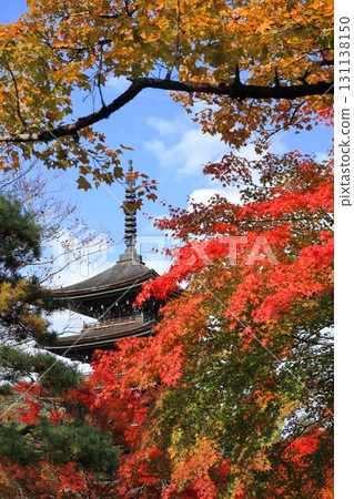 秋季佛陀五重塔 131138150