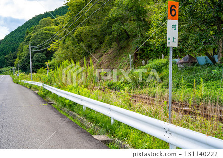Type 4 railroad crossing, Murakami Crossing on the Geibi Line, Tojocho, Shobara City, Hiroshima Prefecture Type 4 railroad crossing, Murakami Crossing on the Geibi Line, Tojocho, Shobara City, Hiroshima Prefecture 131140222