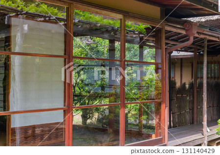 Isuien Garden in May - The Garden Beauty of the Ancient Capital of Nara 131140429