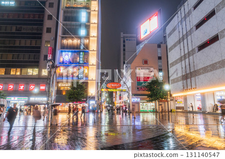東京：錦系町車站前的城市夜景 131140547