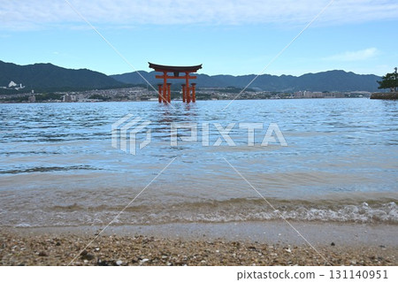 The great torii gate of Itsukushima Shrine in the morning The great torii gate of Itsukushima Shrine in the morning 131140951