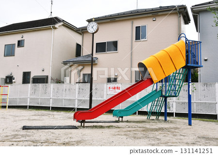 Oshima Park slide in Shimo-Nikura_03 131141251