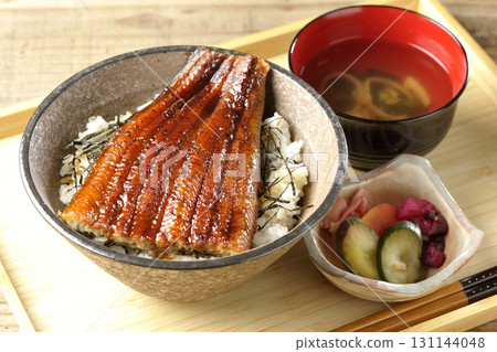 鰻魚飯和湯套餐 131144048