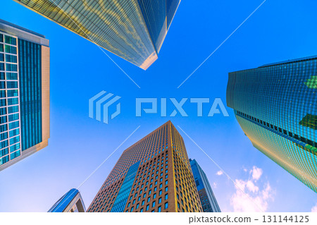 Tokyo cityscape, Japan: A mysterious pattern appears on the glass windows of Dentsu, overlooking the Shiodome office buildings, etc. (September 17th) 131144125