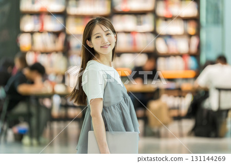 大學生，圖書館，女性 131144269