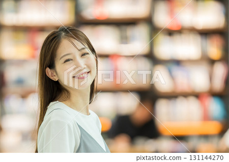 大學生，圖書館，女性 131144270