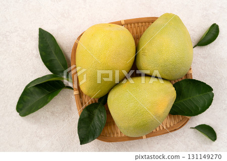 pomelo mid-autumn festival bundan background pomelo Moon Festival ユズ ゆず ぶんたん 15 nights 131149270