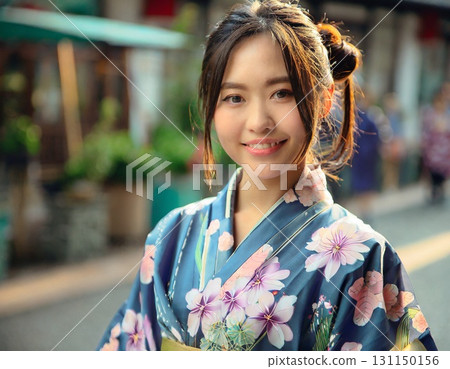 身穿浴衣的微笑女性 - 生成式人工智慧 身穿浴衣的微笑女性 - 生成式人工智慧 131150156