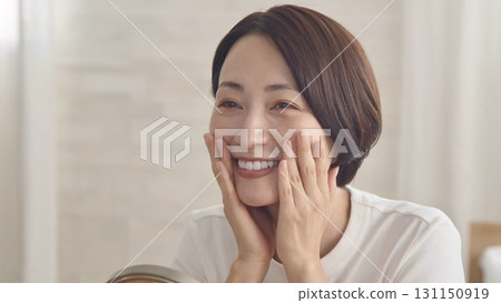 美容皮膚年齡健康形象 131150919