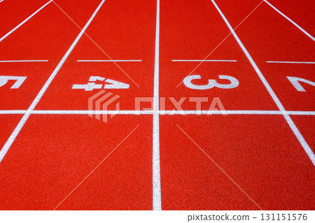 Running track with numbers in the stadium 131151576